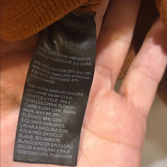 White House Black Market Copper Ribbed Long Sleeve Tight Knit Top Size Large - Picture 11 of 13